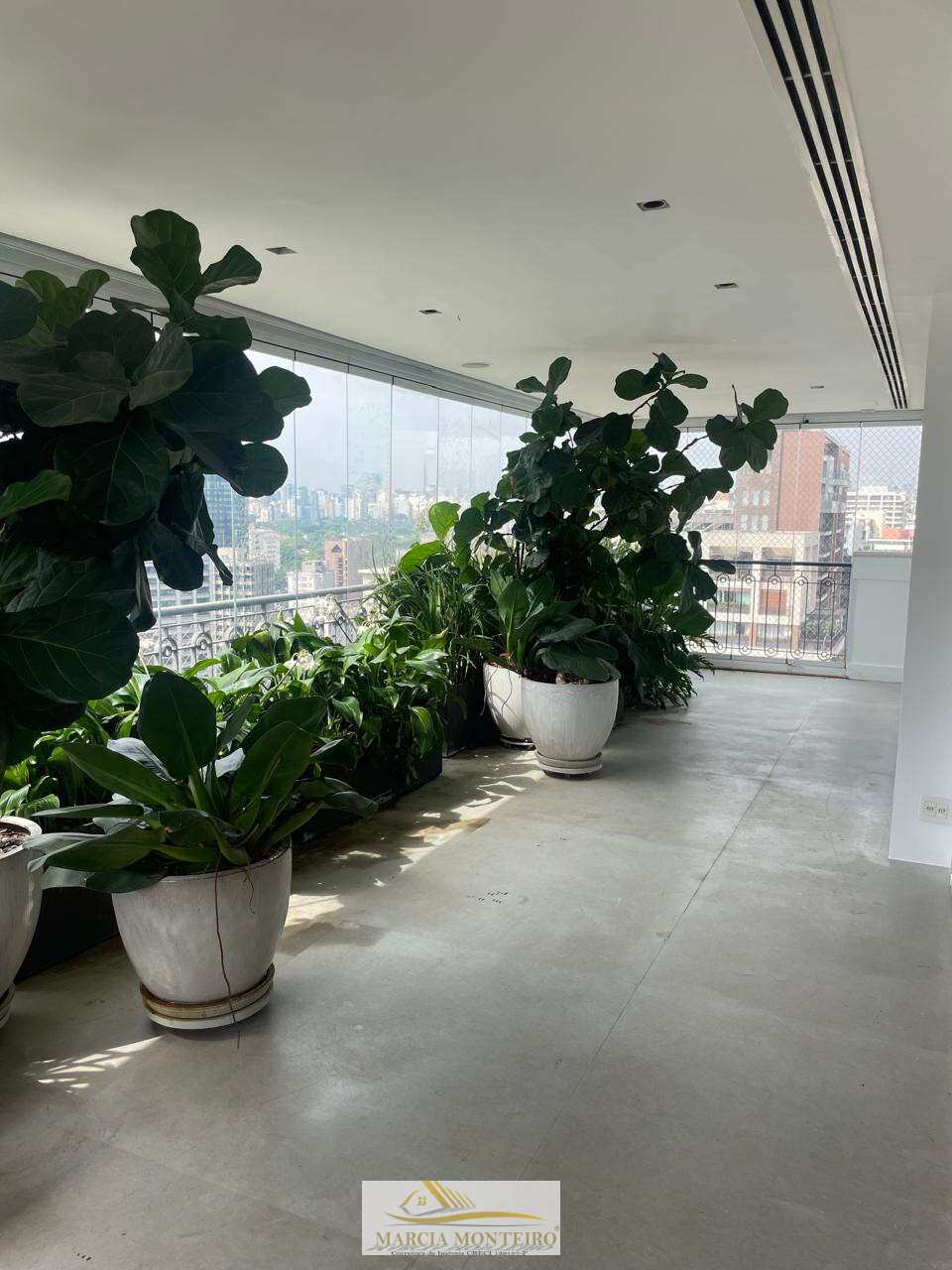 Apartamento Exclusivo 450m² | 3 Suítes Master | 6 Vagas | Itaim Bibi - Marcia Monteiro - Corretora de Imóveis