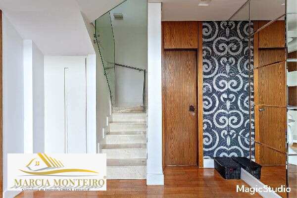 Cobertura à venda, no Condomínio Edifício Vertical Space,  em São Paulo, Pinheiros, com 3 quartos, 155m² - Marcia Monteiro - Corretora de Imóveis